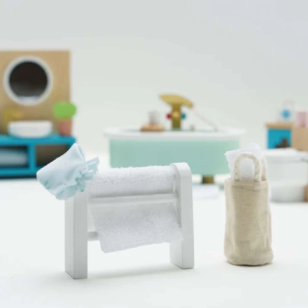 Le Toy Van Doll House Bathroom 4 Le Toy Van Doll House Bathroom - Image 2
