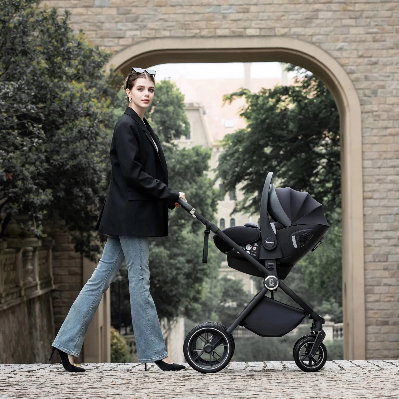 Babymore Kai Travel System Pecan With Base – Forest Grey 5 Babymore Kai Travel System Pecan With Base – Forest Grey - Image 3