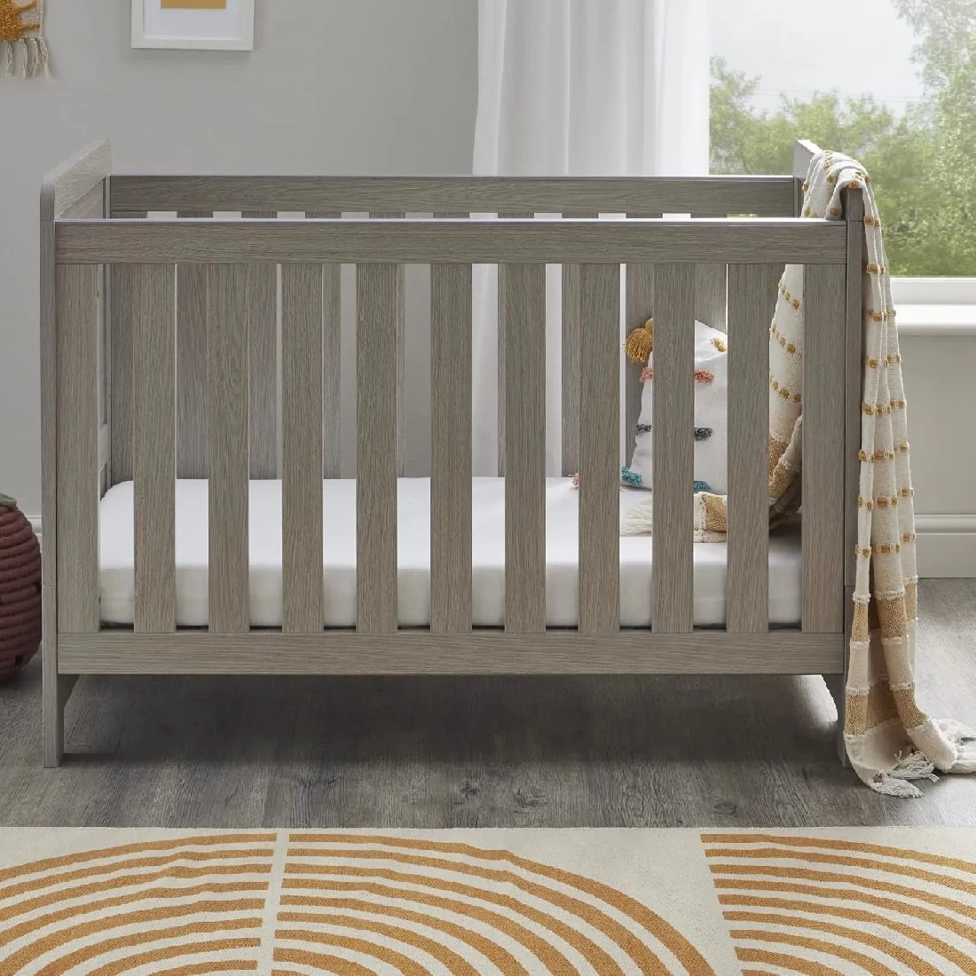Babymore Caro 4-1 Cot Bed 3 Piece Nursery Set – Grey Wash 10 Babymore Caro 4-1 Cot Bed 3 Piece Nursery Set – Grey Wash - Image 8