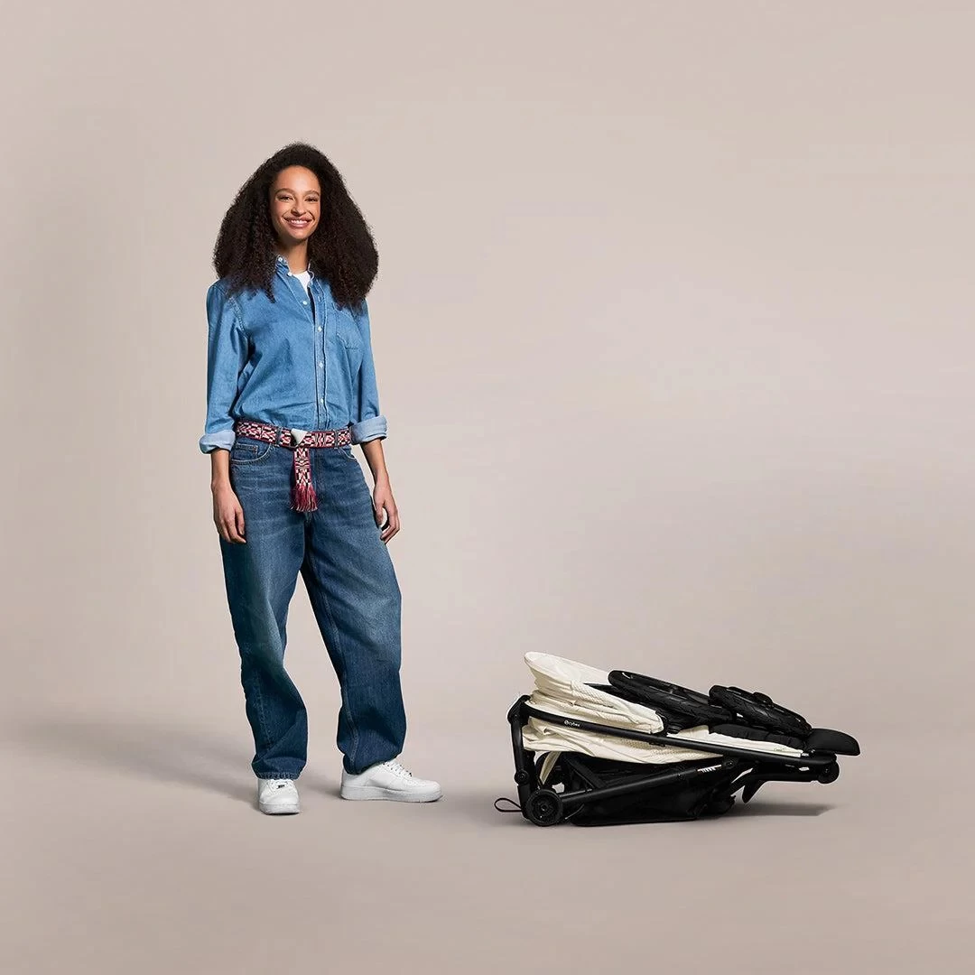 Cybex AVI Spin – Moon Black 9 Cybex AVI Spin – Moon Black - Image 7