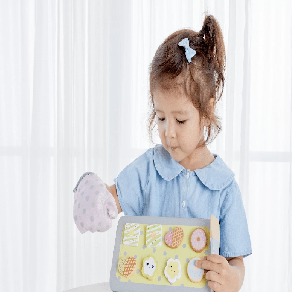 Classic World Wooden Biscuit Baking Set 4 Classic World Wooden Biscuit Baking Set - Image 2