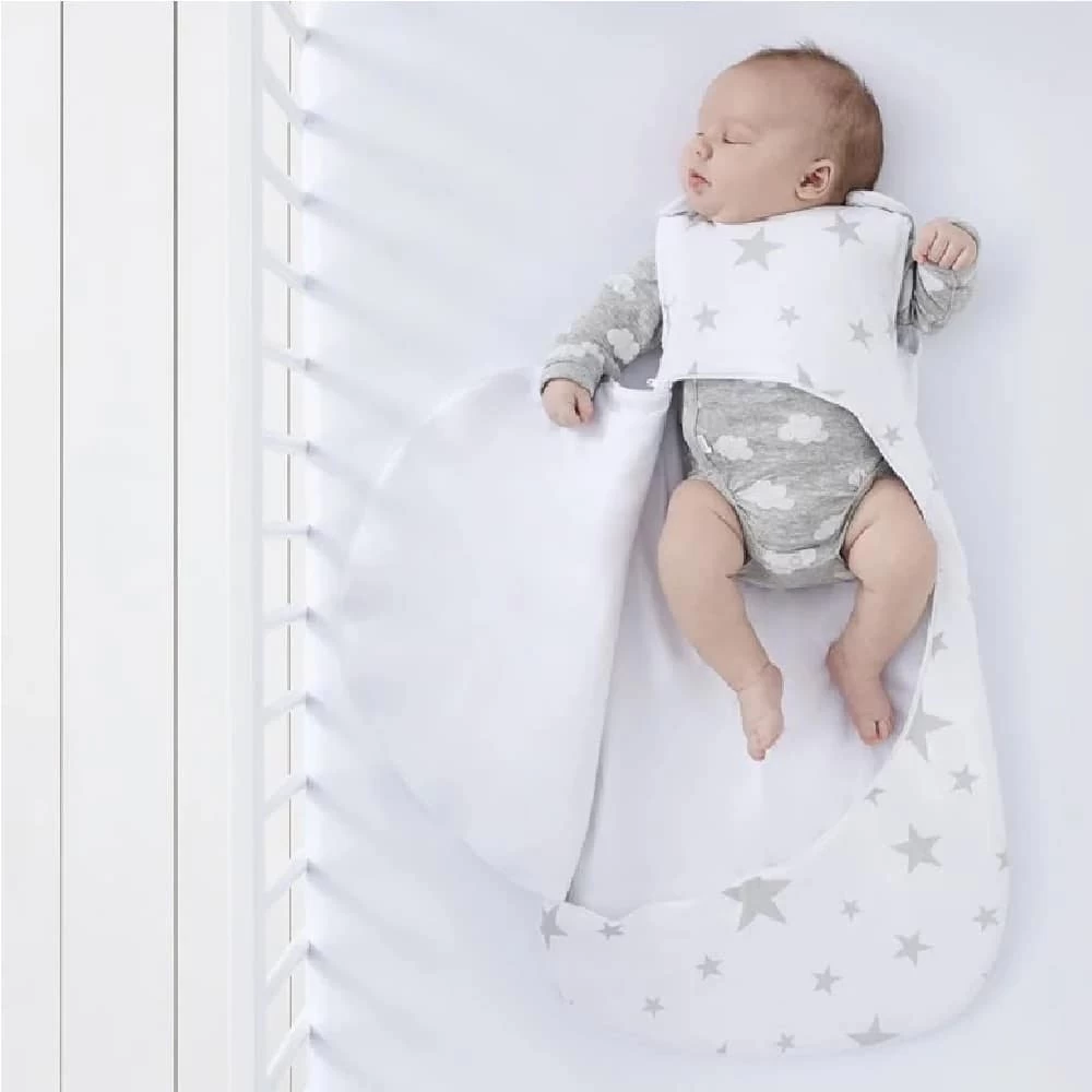 SnuzPouch Sleeping Bag Grey Star 0-6m – 2.5 Tog 4 SnuzPouch Sleeping Bag Grey Star 0-6m – 2.5 Tog - Image 2