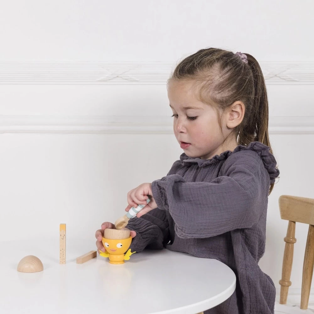 Le Toy Van Egg Cup Toy Set 10 Le Toy Van Egg Cup Toy Set - Image 8