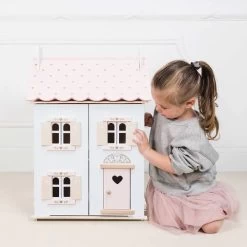 Le Toy Van Rose Heart House -Baby Products Shop qwt 1
