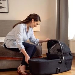 Nuna DEMI NEXT Carry Cot – Caviar 21 Nuna DEMI NEXT Carry Cot – Caviar -Baby Products Shop sgeY 1 1