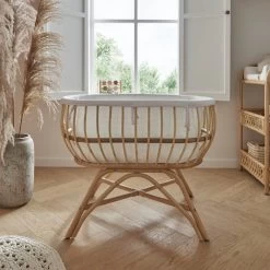 CuddleCo Aria Crib – Rattan