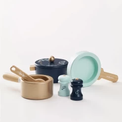 Le Toy Van Pots And Pans -Baby Products Shop tv301 pots and pans 2