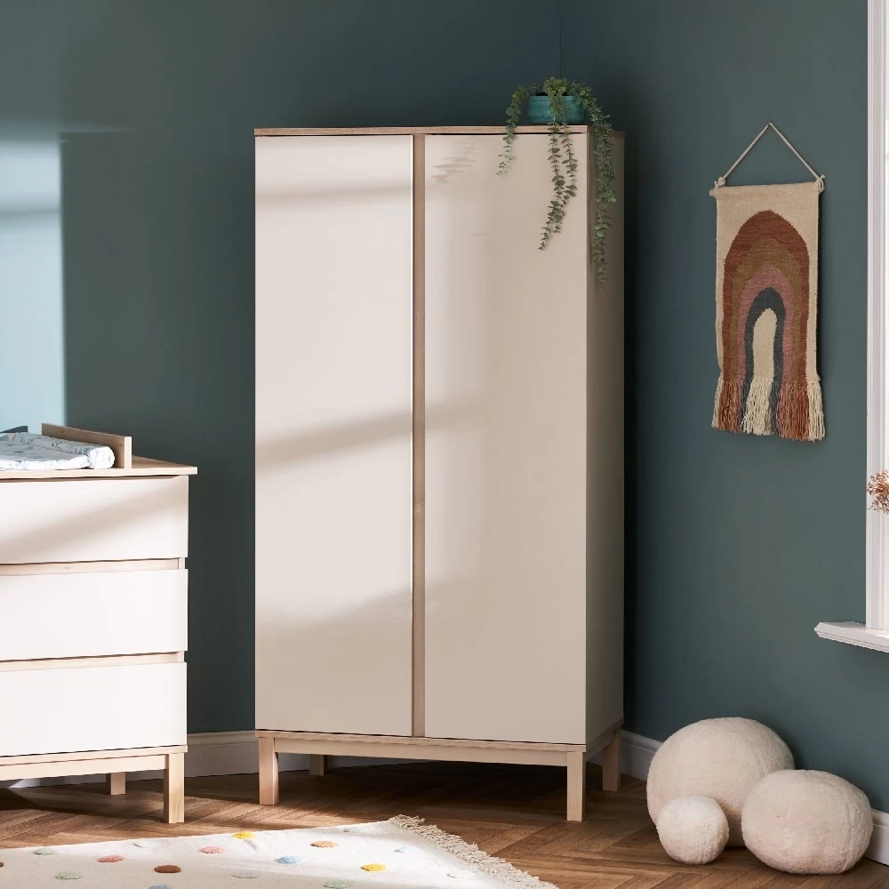 Obaby Astrid 4in1 5 Piece Nursery Room Set/Mattress/Shelf – Satin/Oak 5 Obaby Astrid 4in1 5 Piece Nursery Room Set/Mattress/Shelf – Satin/Oak - Image 3